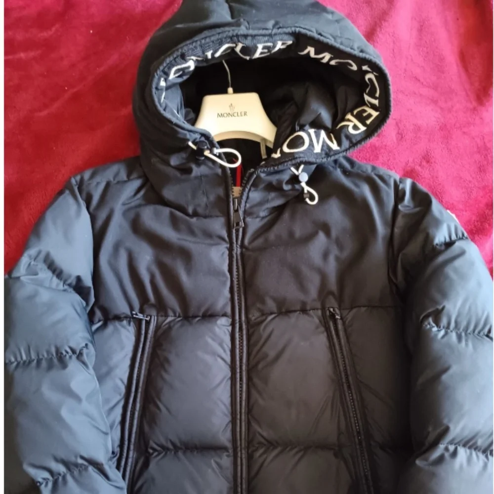 MONCLER Jacket - Picture 4 of 4